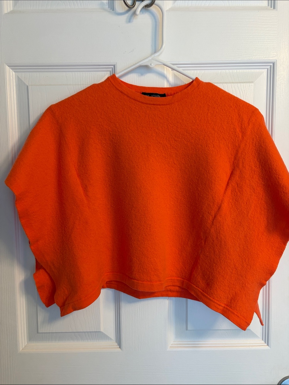 St. John Vintage 100% Wool Orange Cropped Crewneck Tee